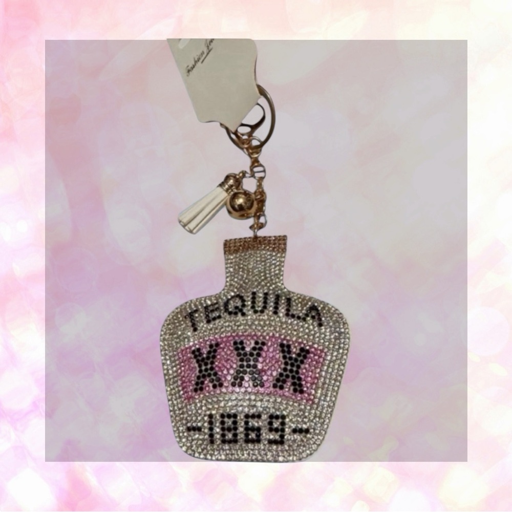 🦄 Bling Rhinestone Tequila Bottle Puffy Bag Charm/Keychain!